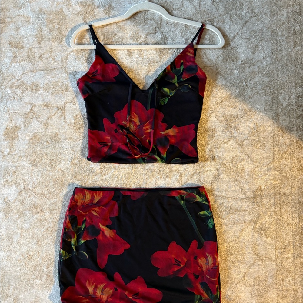 Princess Polly Black and Red Floral Set